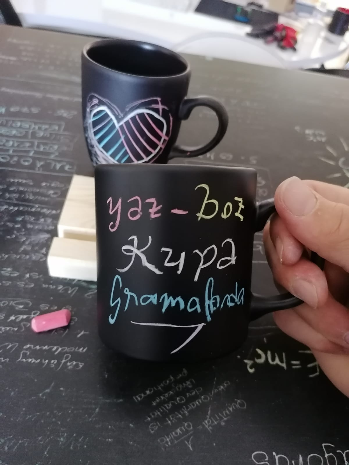 Yaz-Boz Tebeşir Kupa